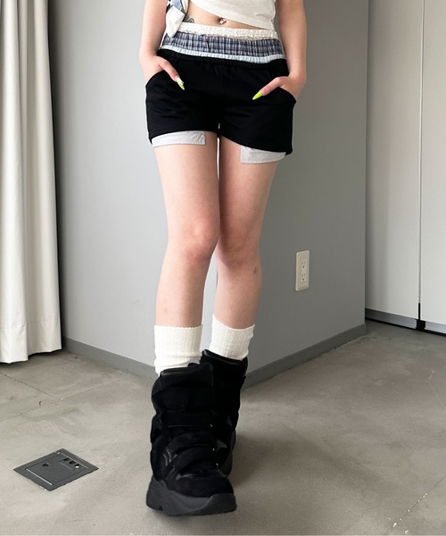 sedacle girl(セダクルガール)の「レイヤードスウェットショートパンツ(スウェットパンツ・レディース・ブラック/グレー・MEDIUM/SMALL)」の15枚目の写真