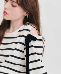PICCIN | オープンショルダーリボンボーダーカットソー(Tシャツ/カットソー)