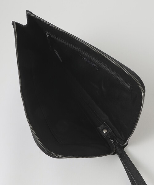 BLACK LABEL CRESTBRIDGE(ブラックレーベル・クレストブリッジ)の「エンボスチェックスクエアクラッチバッグ(ハンドバッグ・メンズ・ブラック・FREE)」の5枚目の写真
