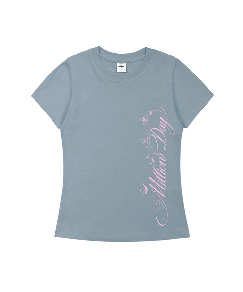 MILLION DAY(ミリオンデイ)の「バタフライスクリプト スリムフィット 半袖Tシャツ(Tシャツ/カットソー・レディース・クリーム/グレー/カーキ/ホワイト・SMALL/MEDIUM/LARGE)」の2枚目の写真