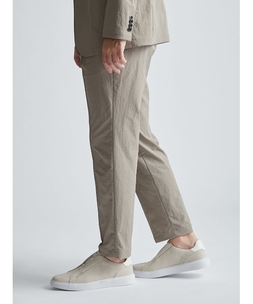 AOURE(アウール)の「VINTAGE NYLON SETUP PANTS(スラックス・メンズ・チャコールグレー/ライトベージュ/カーキ・LARGE/MEDIUM)」の4枚目の写真
