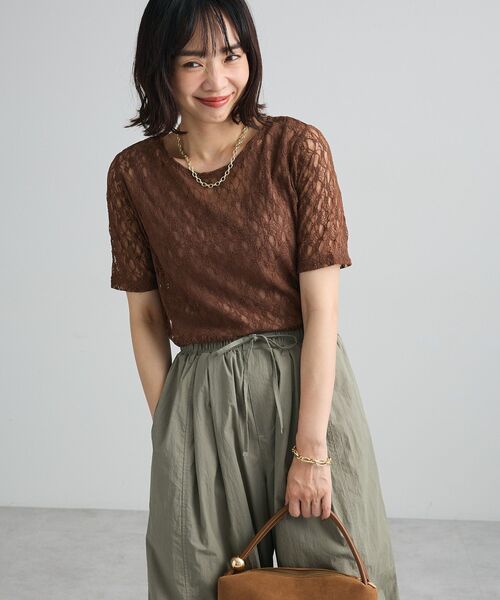 Green　Parks（グリーンパークス）の「レース半袖プルオーバー（Tシャツ/カットソー・レディース・ブラック/オフホワイト/ブラウン・FREE）」の4枚目の写真