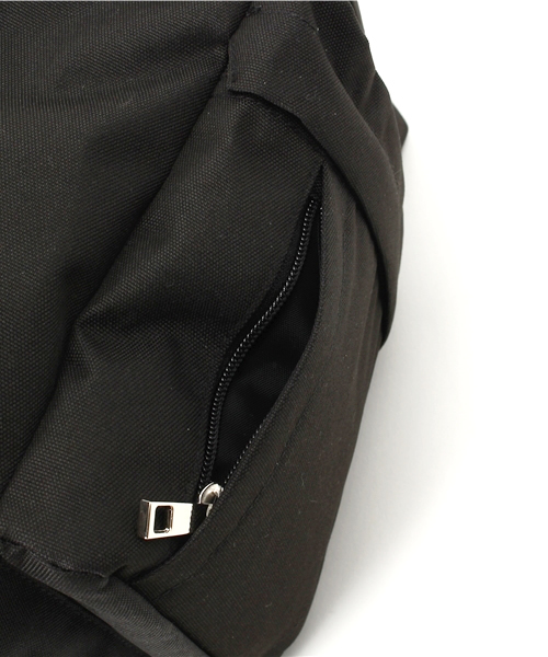 archives（アルシーヴ）の「ＢＯＸナイロンミニリュック（バックパック/リュック・レディース・グレー/ブラック/カーキ・MEDIUM）」の8枚目の写真