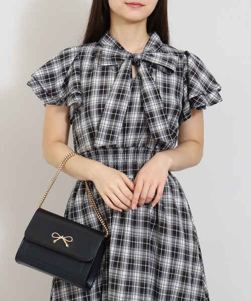 ASTORIA ODIER(アストリアオディール)の「チェックリボンタイワンピース(ワンピース・レディース・ブラック×ホワイト/ネイビー・SMALL/MEDIUM)」の13枚目の写真