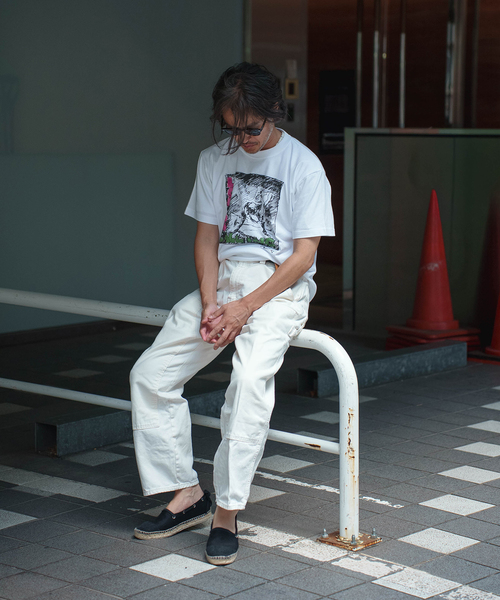 EDIFICE(エディフィス)の「《受注生産》Ray Lowry(レイローリー) × THE CLASH(ザ・クラッシュ) Tシャツ(Tシャツ/カットソー・メンズ・ホワイト/ブラック・SMALL/MEDIUM/LARGE/X-LARGE)」の5枚目の写真