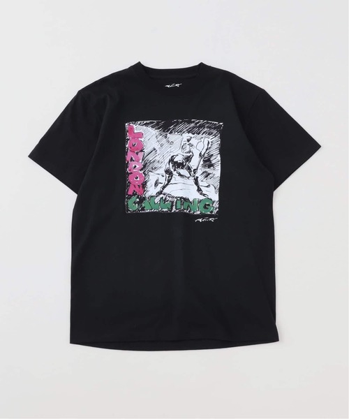 EDIFICE(エディフィス)の「《受注生産》Ray Lowry(レイローリー) × THE CLASH(ザ・クラッシュ) Tシャツ(Tシャツ/カットソー・メンズ・ホワイト/ブラック・SMALL/MEDIUM/LARGE/X-LARGE)」の13枚目の写真