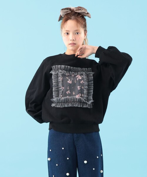 CAROLINA GLASER(カロリナ グレイサー)の「リボンフラワー スウェット(スウェット・レディース・ホワイト/ブラック・ONE SIZE)」の6枚目の写真