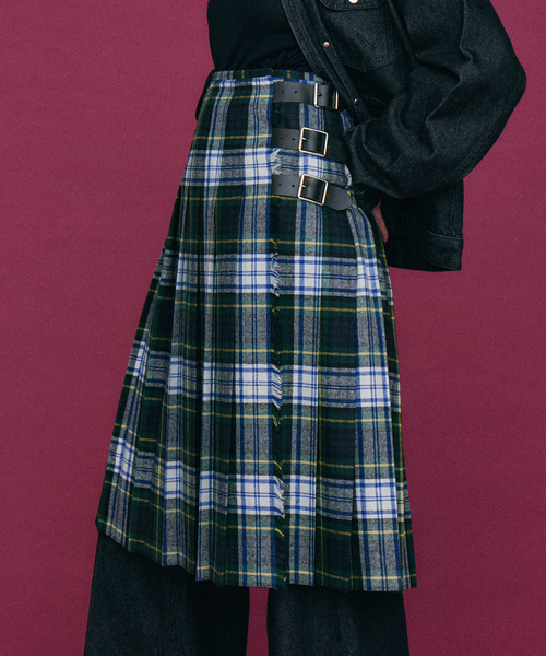 O'NEIL of DUBLIN（オニールオブダブリン）の「O'NEIL OF DUBRIN 別注 FrontPleated FashionLong[SIZE10]：スカート（スカート・レディース・チャコールグレー/レッド/グリーン・10）」の2枚目の写真