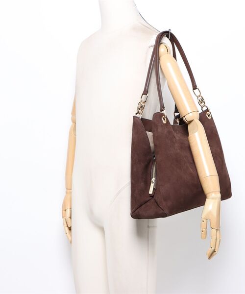 MICHAEL KORS(マイケルコース)の「CHRISTINA LG TRIPLE GSST SHLDR TOTE(ショルダーバッグ・レディース・ブラウン系・FREE)」の5枚目の写真