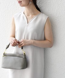 〈洗濯機可能〉カーブネック ノースリーブ ワンピース［NAVY BLUE］