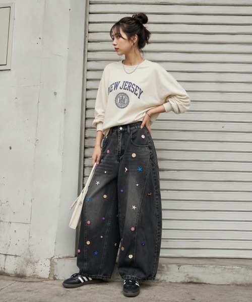 center i(センターアイ)の「カラーモチーフ付き ブラックバルーンワイドデニムパンツ(デニムパンツ・レディース・ブラック・M/S)」の10枚目の写真