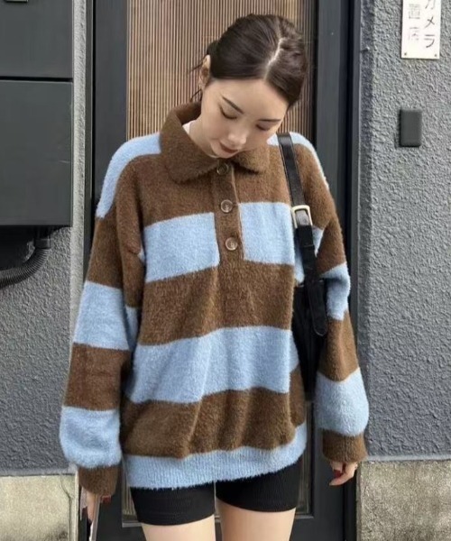 AVYL（アヴィル）の「バイカラー太ボーダー衿付きニットスキッパープルオーバー（ニット/セーター・レディース・ピンク/ブルー・M）」の3枚目の写真