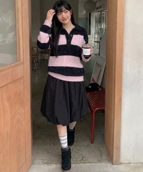 AVYL（アヴィル）の「バイカラー太ボーダー衿付きニットスキッパープルオーバー（ニット/セーター・レディース・ピンク/ブルー・M）」の16枚目の写真