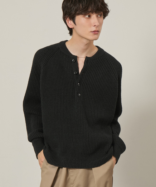 EMMA CLOTHES（エマクローズ）の「長袖ヘンリーネックニット（ニット/セーター・メンズ・ブラック/ワイン/ホワイト/チャコール/ブラウン・M/L）」の3枚目の写真