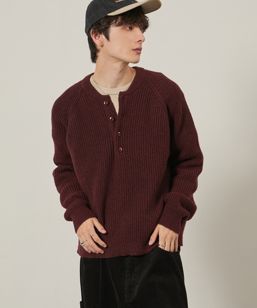 EMMA CLOTHES（エマクローズ）の「長袖ヘンリーネックニット（ニット/セーター・メンズ・ブラック/ワイン/ホワイト/チャコール/ブラウン・M/L）」の9枚目の写真