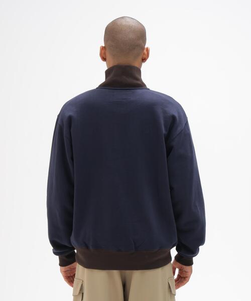AVIREX(アヴィレックス)の「《A.A.R.C》PATCHED CLASSIC HALF ZIP / パッチド クラシック ハーフジップ / AVIREX / アヴィレックス(スウェット・メンズ・ネイビー/グレー・MEDIUM/LARGE/X-LARGE/XX-LARGE)」の5枚目の写真