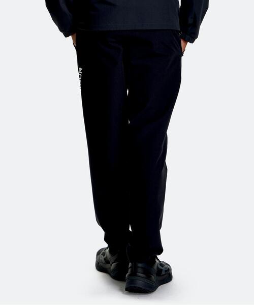 UNDER ARMOUR(アンダーアーマー)の「UAブラッシュドウーブン パンツ(トレーニング/メンズ)(その他パンツ・メンズ・ブラック・2XL/XL/L/S/3XL/M)」の2枚目の写真