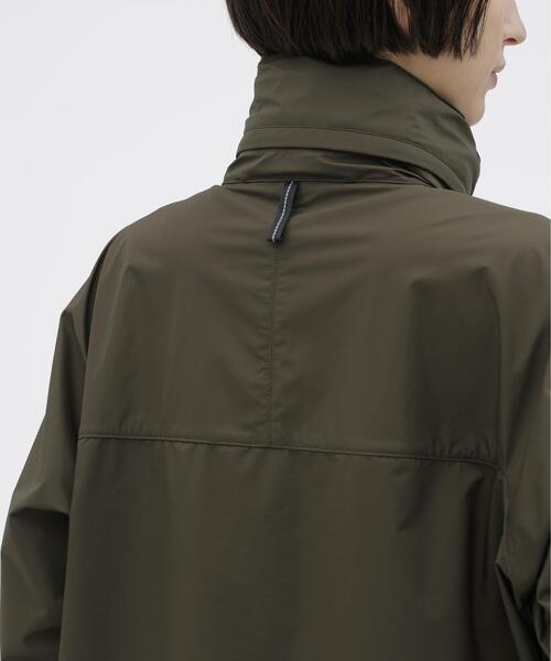 MARGARET HOWELL(マーガレットハウエル)の「LIGHT WEIGHT NYLON RIPSTOP 3LY COAT(その他アウター・レディース・ブラック/カーキ・2/1)」の15枚目の写真
