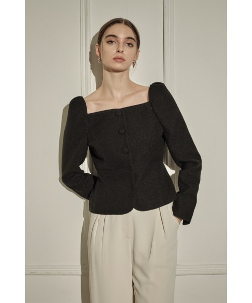 ERADIE（エラディエ）の「Square Peplum Minimal Jacket  スクエアーペプラムミニマルジャケット（その他アウター・レディース・ブラック/オフホワイト/グレー系・FREE）」の3枚目の写真
