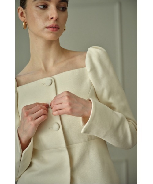 ERADIE（エラディエ）の「Square Peplum Minimal Jacket  スクエアーペプラムミニマルジャケット（その他アウター・レディース・ブラック/オフホワイト/グレー系・FREE）」の16枚目の写真