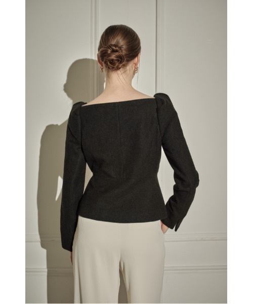 ERADIE（エラディエ）の「Square Peplum Minimal Jacket  スクエアーペプラムミニマルジャケット（その他アウター・レディース・ブラック/オフホワイト/グレー系・FREE）」の10枚目の写真