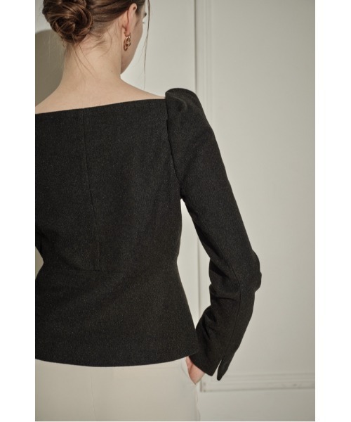 ERADIE（エラディエ）の「Square Peplum Minimal Jacket  スクエアーペプラムミニマルジャケット（その他アウター・レディース・ブラック/オフホワイト/グレー系・FREE）」の5枚目の写真