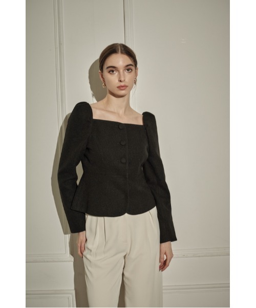 ERADIE（エラディエ）の「Square Peplum Minimal Jacket  スクエアーペプラムミニマルジャケット（その他アウター・レディース・ブラック/オフホワイト/グレー系・FREE）」の11枚目の写真