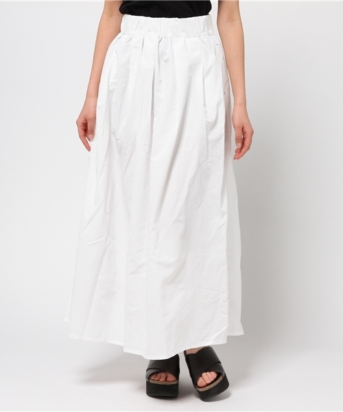 MOUSSY（マウジー）の「GATHER TUCK LONG SK/F（スカート・レディース・ホワイト/ネイビー・FREE）」の10枚目の写真