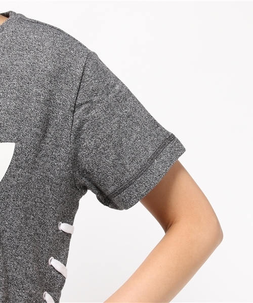 adidas（アディダス）の「オリジナルス Tシャツ [WHITENOIZE DRAW TEE]（Tシャツ/カットソー・レディース・ライトグレー・LARGE/SMALL/X-SMALL/MEDIUM/XX-LARGE/XXX-LARGE）」の6枚目の写真