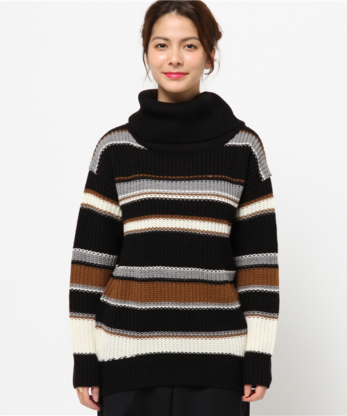 VENCEEXCHANGE（ヴァンスエクスチェンジ）の「マルチボーダーオフタートルプルオーバー         （ニット/セーター・レディース・ボルドー/ブラック/ネイビー・MEDIUM）」の4枚目の写真