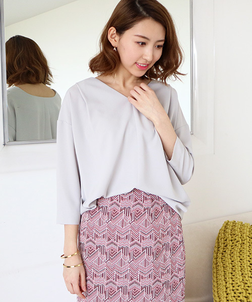 N.（N. Natural Beauty Basic）（エヌエヌナチュラルビューティーベーシック）の「タックプリーツブラウス七分袖（シャツ/ブラウス・レディース・オレンジ/ホワイト/ライトグリーン/グレー/ピンク/ネイビー・MEDIUM）」の3枚目の写真