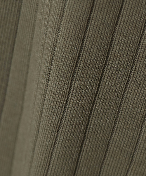 VENCEEXCHANGE（ヴァンスエクスチェンジ）の「サークルファスナージップタンクトップ       （タンクトップ・レディース・オフホワイト/ブラック/オリーブ/イエロー/パープル/オレンジ・MEDIUM）」の16枚目の写真