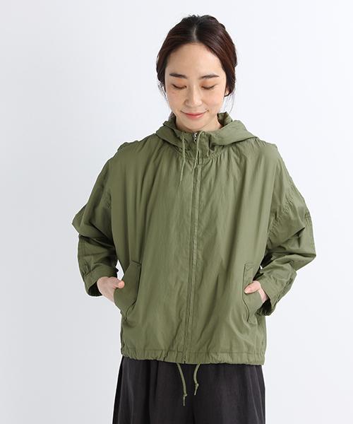 studio CLIP（スタディオクリップ）の「DAYS-マウンテンパーカー（ブルゾン・レディース・ベージュ/カーキ・XX-LARGE/LARGE/X-LARGE/MEDIUM）」の12枚目の写真