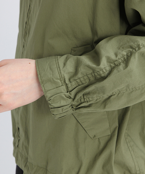 studio CLIP（スタディオクリップ）の「DAYS-マウンテンパーカー（ブルゾン・レディース・ベージュ/カーキ・XX-LARGE/LARGE/X-LARGE/MEDIUM）」の8枚目の写真