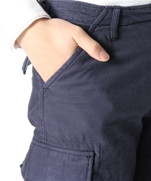 coen（コーエン）の「バックサテン6ポケットワイドパンツ（カーゴパンツ・メンズ・オリーブ/ネイビー/ベージュ・34inch/30inch/32inch）」の8枚目の写真