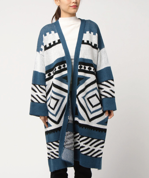 EGOIST（エゴイスト）の「ジャガードロングカーデ（カーディガン/ボレロ・レディース・ブラック/グレー/ブルー・FREE）」の3枚目の写真