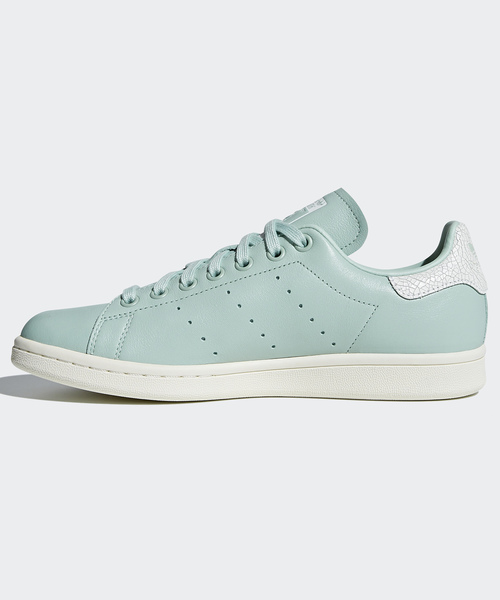 adidas(アディダス)の「スタンスミス STAN SMITH W オリジナルス(スニーカー・レディース・ホワイト/ライトグリーン・27.0cm/24.0cm/23.5cm/23.0cm/26.5cm/25.5cm/22.5cm/28.0cm/27.5cm/26.0cm/24.5cm/25.0cm/22.0cm)」の5枚目の写真
