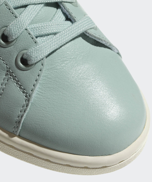 adidas(アディダス)の「スタンスミス STAN SMITH W オリジナルス(スニーカー・レディース・ホワイト/ライトグリーン・27.0cm/24.0cm/23.5cm/23.0cm/26.5cm/25.5cm/22.5cm/28.0cm/27.5cm/26.0cm/24.5cm/25.0cm/22.0cm)」の10枚目の写真