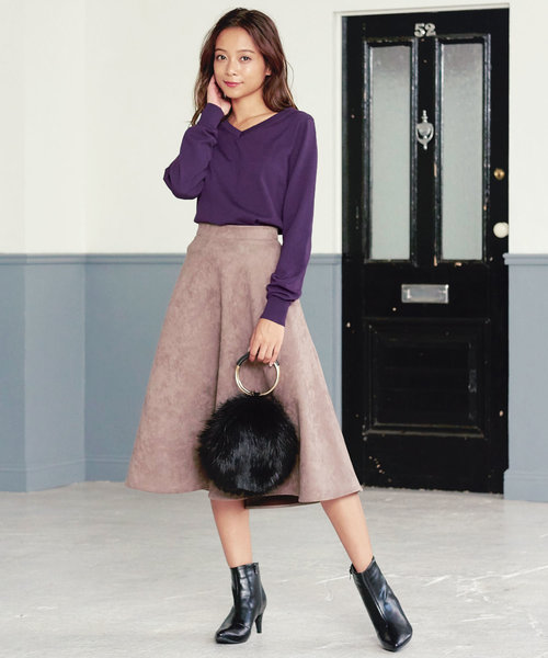 KOBE LETTUCE（コウベレタス）の「選べる2type[ボートネック/Vネック]シンプル長袖ニットトップス＊レディース/セーター/長袖[C3491]神戸レタス（ニット/セーター・レディース・ブラック/ベージュ/パープル/ネイビー/オフホワイト/ボルドー/ホワイト系その他/ブラック系その他/ベージュ系その他/ブルー系その他/パープル系その他/レッド系その他・FREE）」の17枚目の写真