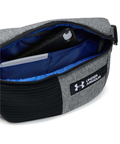 UNDER ARMOUR（アンダーアーマー）の「メンズトレーニングバックパック / ファニーパック（ボディバッグ/ウエストポーチ・メンズ・ヘザーグレー/ブラック/ブラウン系カモフラージュ/カーキ・ONESIZE）」の6枚目の写真