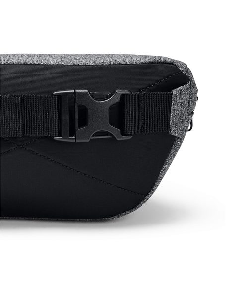 UNDER ARMOUR（アンダーアーマー）の「メンズトレーニングバックパック / ファニーパック（ボディバッグ/ウエストポーチ・メンズ・ヘザーグレー/ブラック/ブラウン系カモフラージュ/カーキ・ONESIZE）」の8枚目の写真