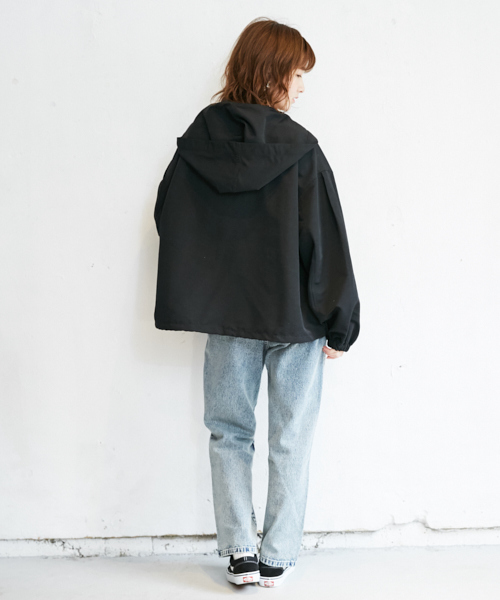 PairPair（ペアペア）の「袖ボリュームマウンテンパーカー（マウンテンパーカー・レディース・ベージュ/ライトベージュ/ブラック/ラベンダー・FREE）」の8枚目の写真