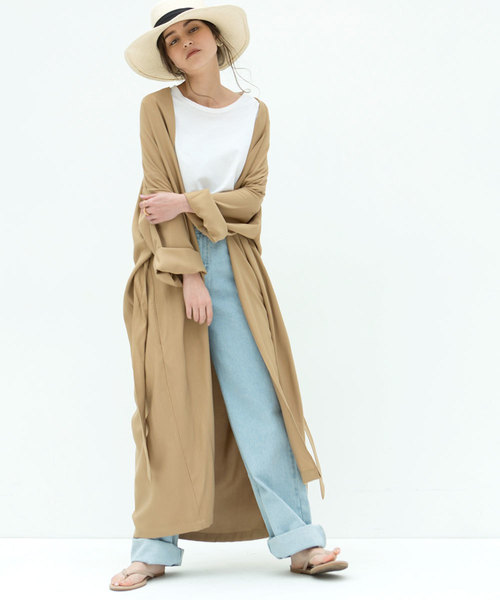 marjour（マージュール）の「SPRING LONG COAT（トレンチコート・レディース・ベージュ/ミント・FREE）」の2枚目の写真