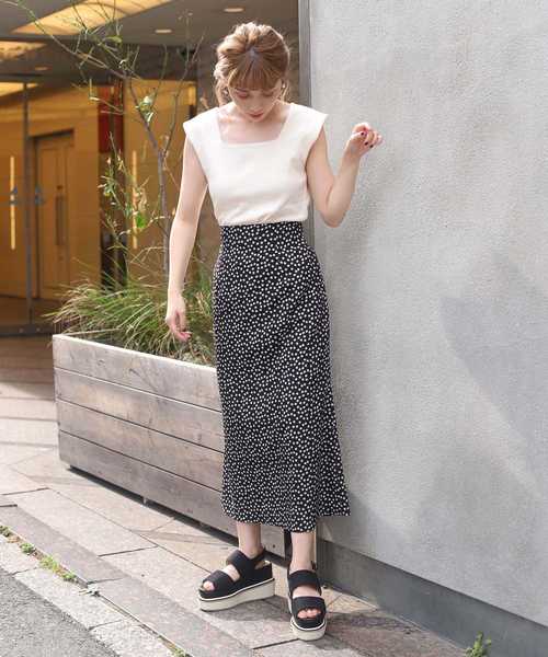 one after another NICE CLAUP（ワンアフターアナザーナイスクラップ）の「ライン入り厚底ヒールサンダル（サンダル・レディース・ブラック/モカ/ゴールド・SMALL/MEDIUM/LARGE）」の14枚目の写真