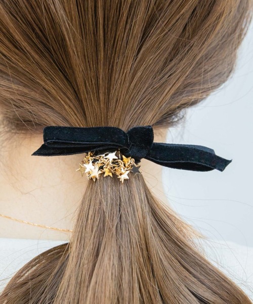 flower(フラワー)の「メテオリボンヘアゴム(ヘアゴム・レディース・カーキ/アイボリー/グレー/ブルー/ブラック/ピンク/ベージュ/パープル/グリーン・FREE)」の3枚目の写真