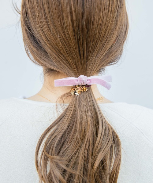 flower(フラワー)の「メテオリボンヘアゴム(ヘアゴム・レディース・カーキ/アイボリー/グレー/ブルー/ブラック/ピンク/ベージュ/パープル/グリーン・FREE)」の18枚目の写真