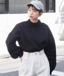 ニットリブ使いハイネックプルオーバー