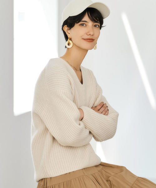 green label relaxing（グリーンレーベルリラクシング）の「[ ハミルトン ] HAMILTON SC カタアゼ Vネック ニット（ニット/セーター・レディース・ブラック/レッド/ナチュラル/モカ/ライトグレー/ターコイズブルー/ネイビー・FREE）」の21枚目の写真