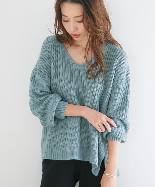 rectangle（レクタングル）の「サイドスリット畦編みＶネックニット（ニット/セーター・レディース・ブラック/ネイビー/ブルー/アイボリー/ボルドー/モカ/杢グレー/ピンク系その他・MEDIUM/LARGE）」の7枚目の写真