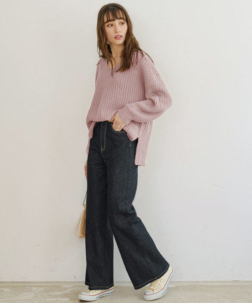 rectangle（レクタングル）の「サイドスリット畦編みＶネックニット（ニット/セーター・レディース・ブラック/ネイビー/ブルー/アイボリー/ボルドー/モカ/杢グレー/ピンク系その他・MEDIUM/LARGE）」の10枚目の写真